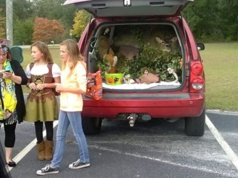 Trunk-or-Treat at Elim